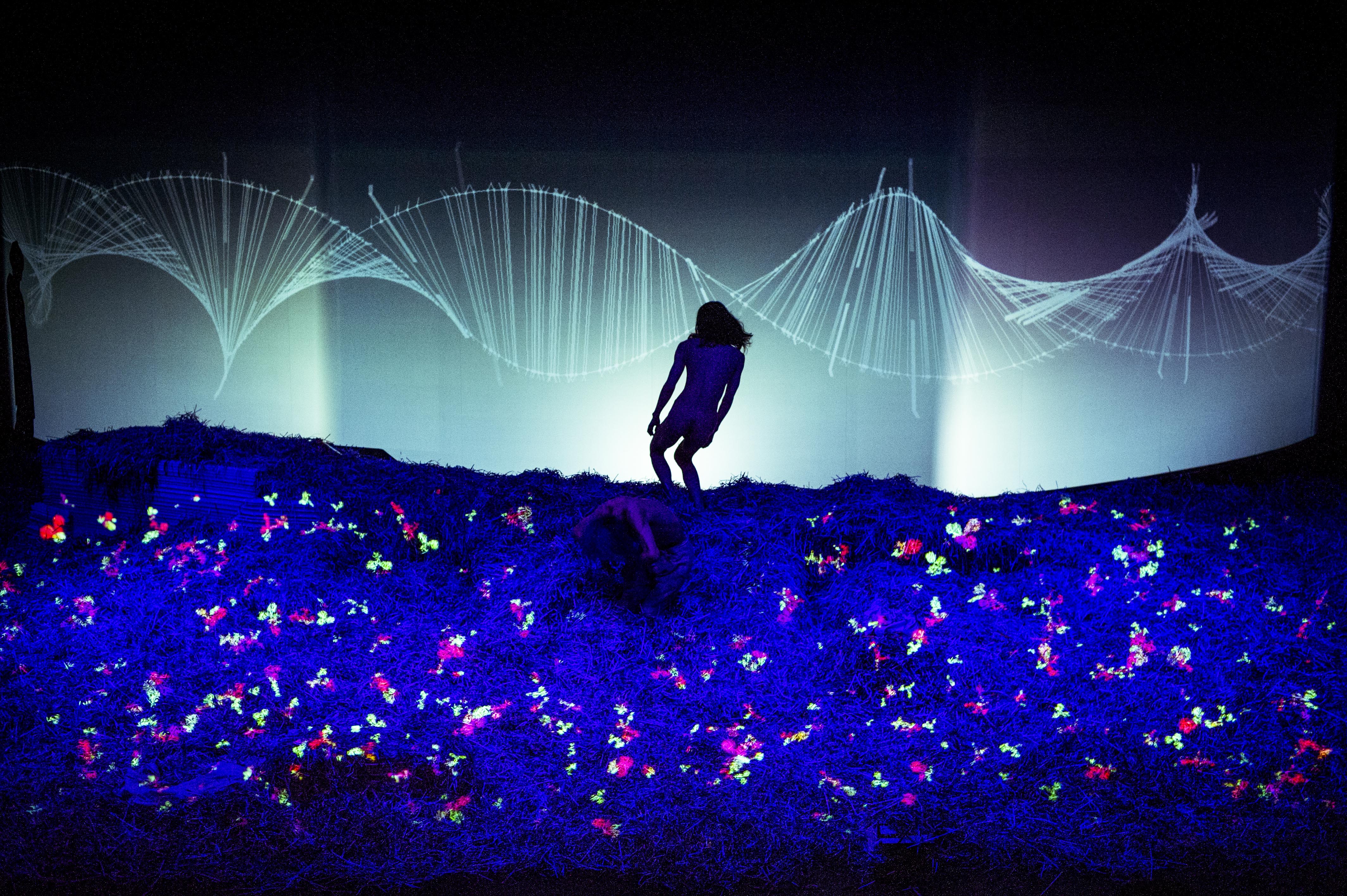 Node/砂漠の老人_舞台写真