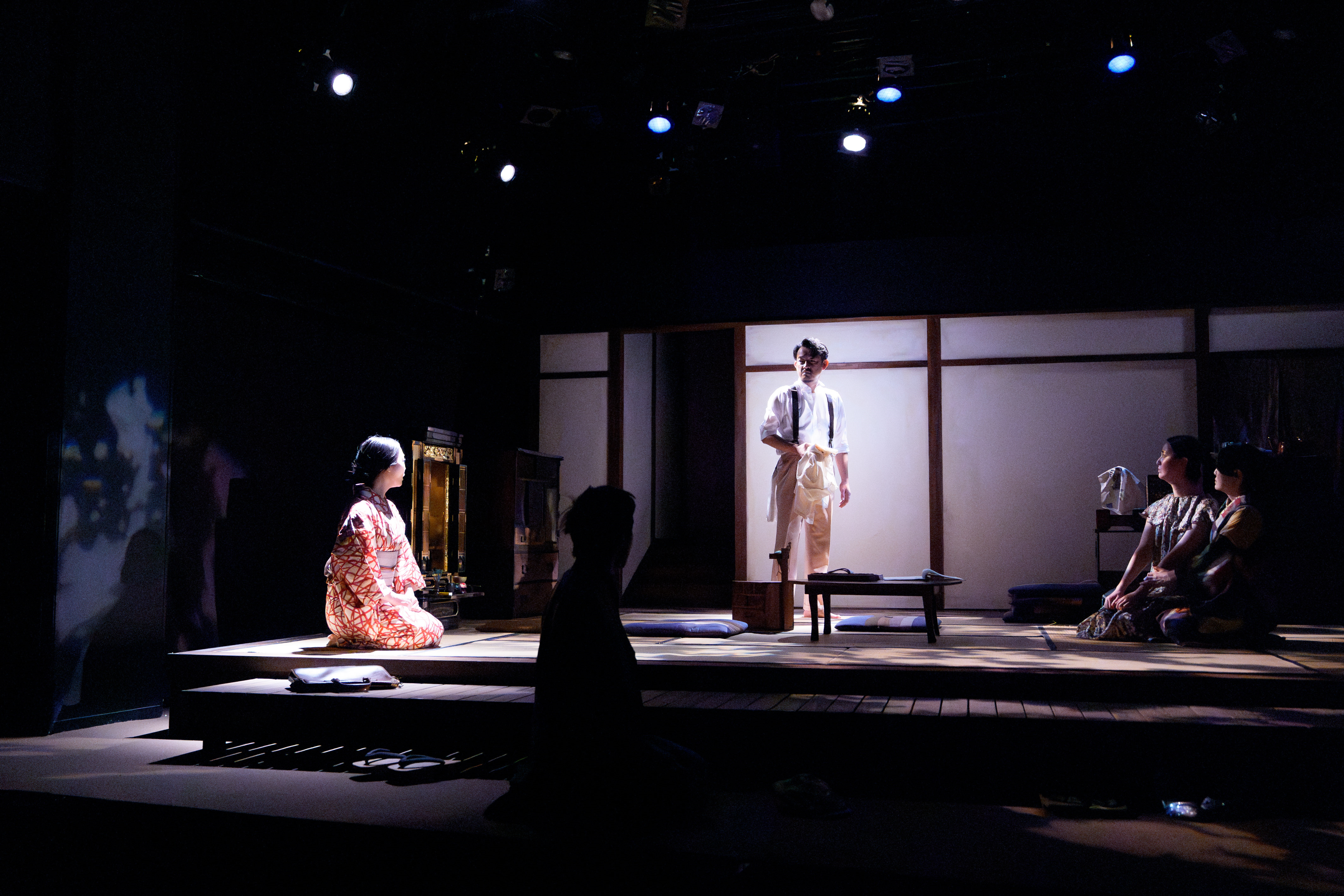 第19回公演『痕、婚、』_舞台写真