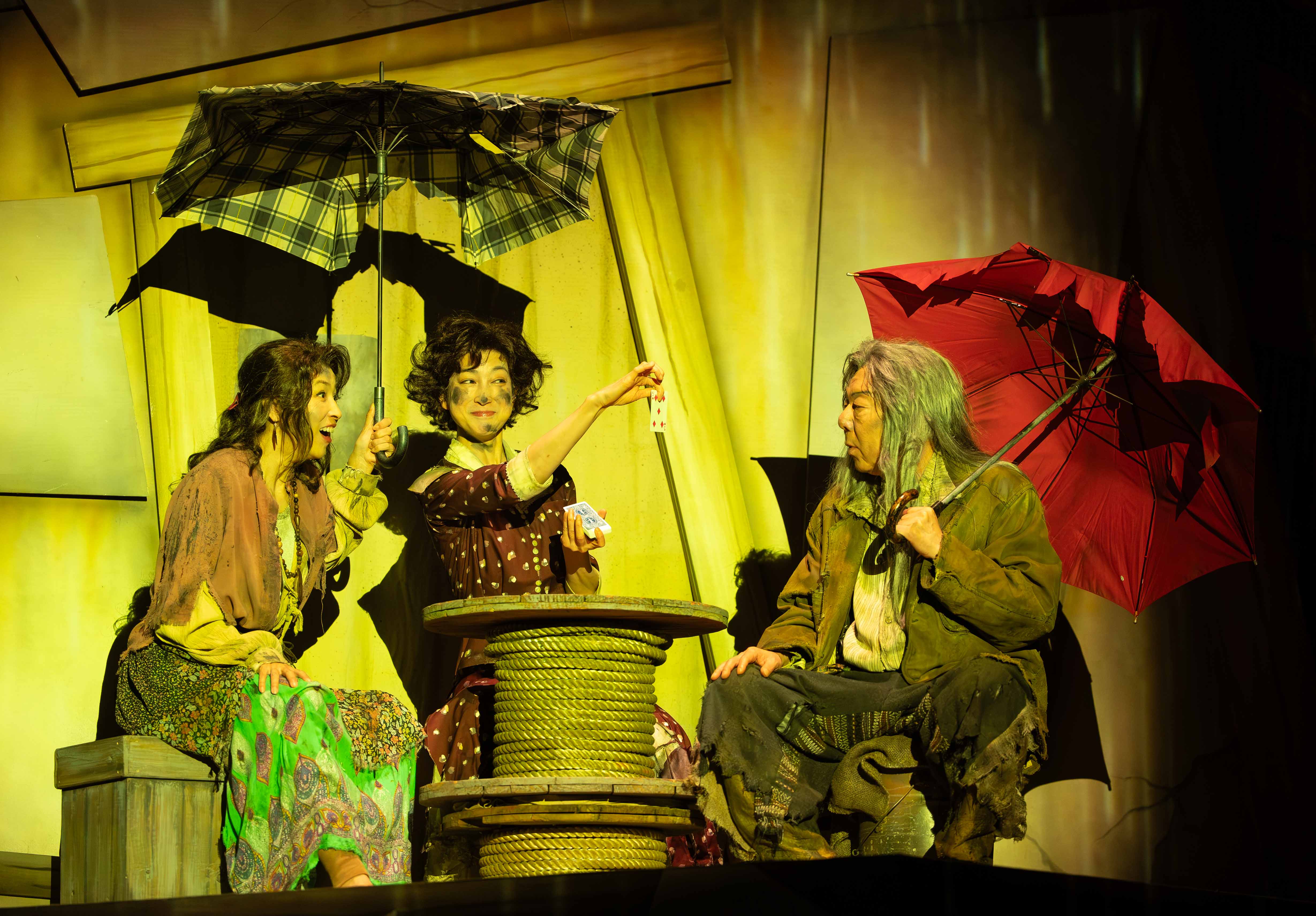 ケムリ研究室no.4「ベイジルタウンの女神」_舞台写真