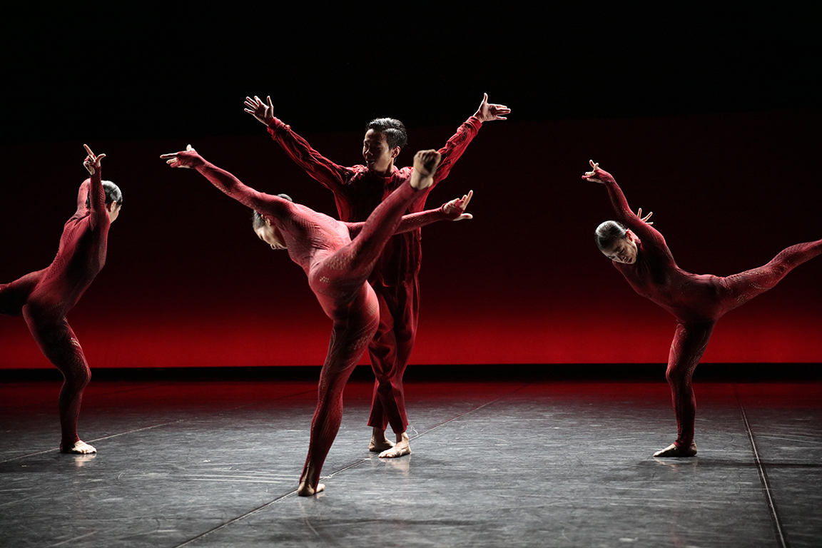 NINA－物質化する生け贄_舞台写真