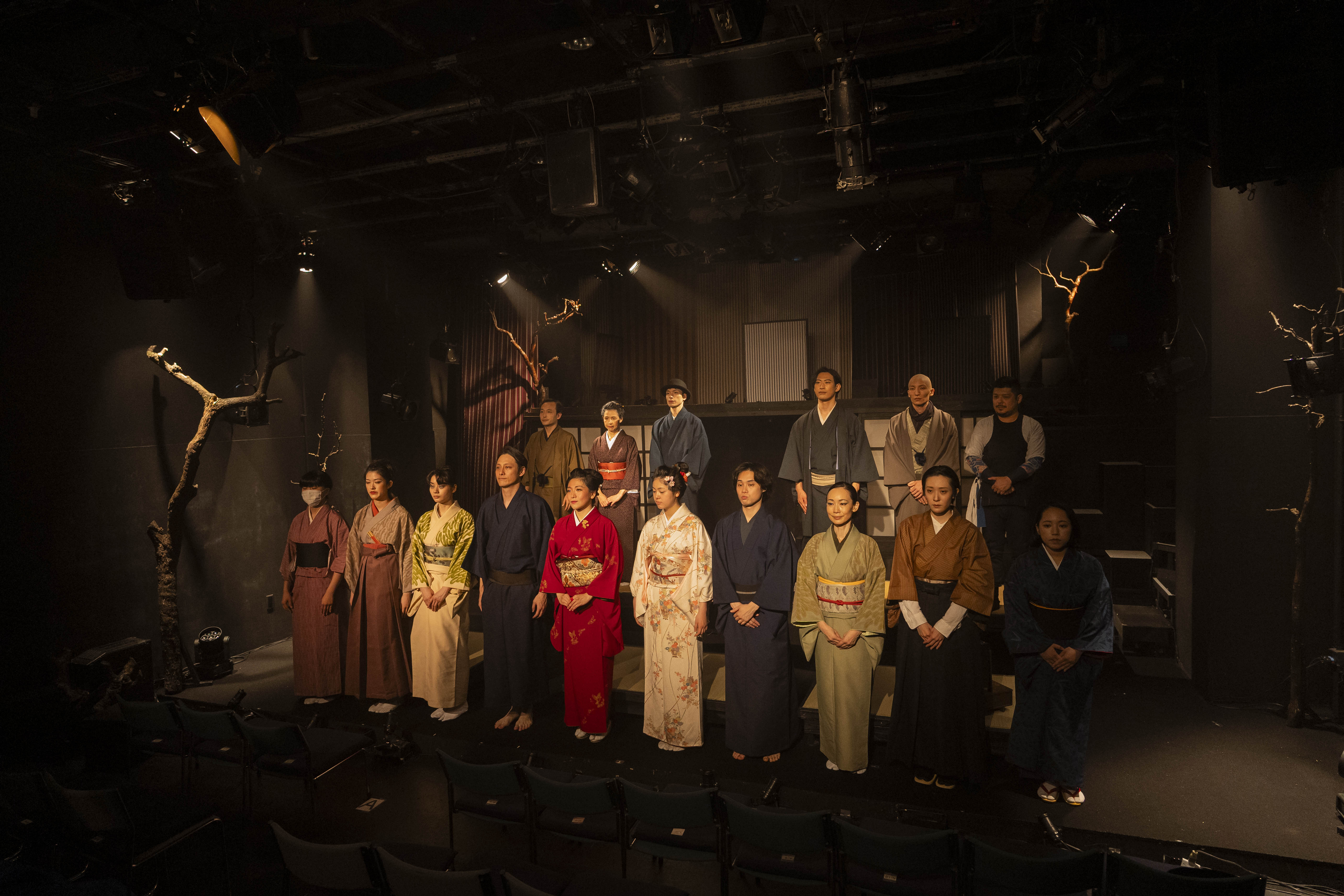 春鶯囀_舞台写真