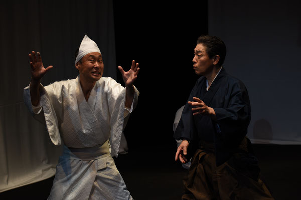狂人よ、何処へ～俳諧亭句楽ノ生ト死～_舞台写真