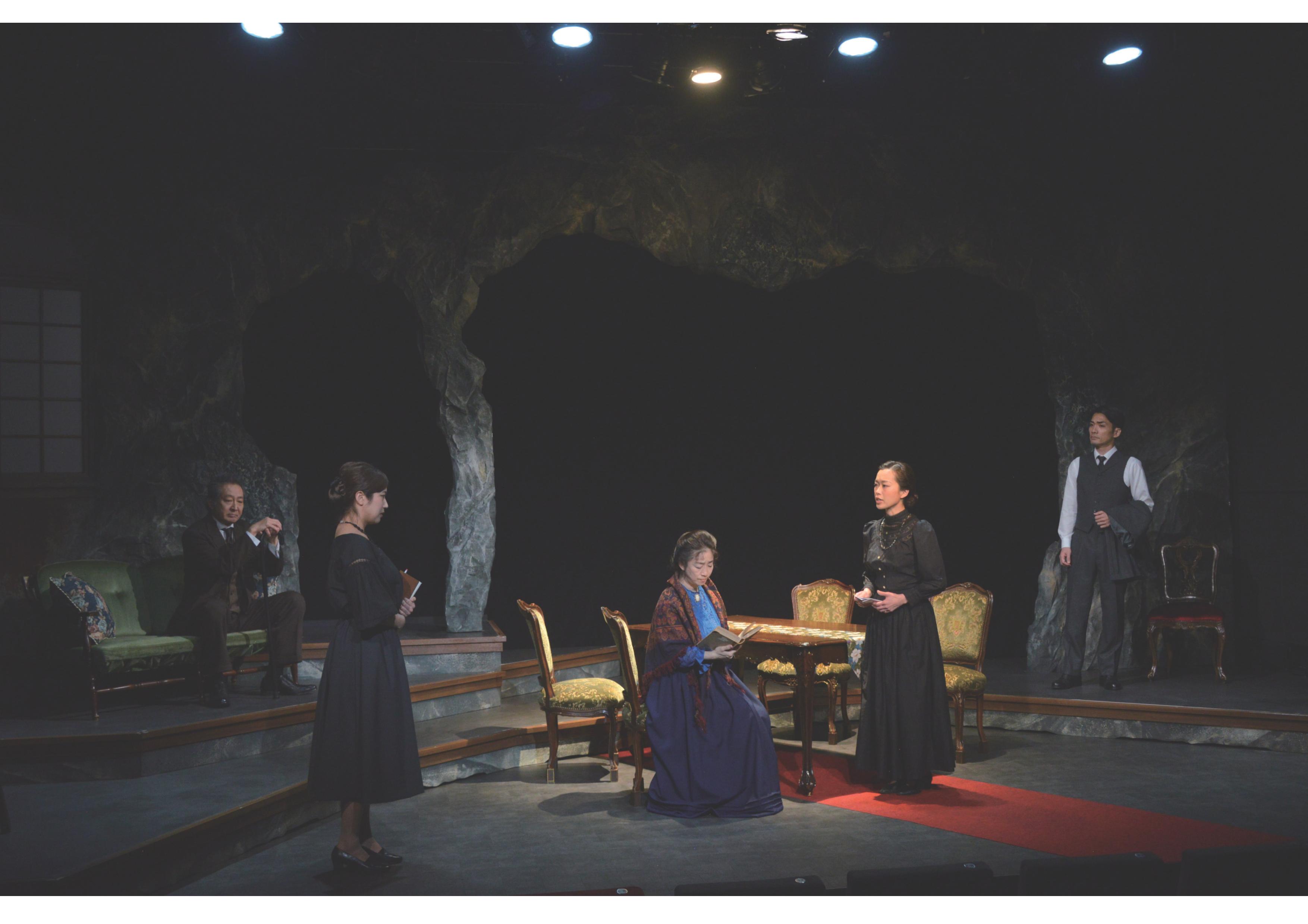 愛する母、マリの肖像_舞台写真