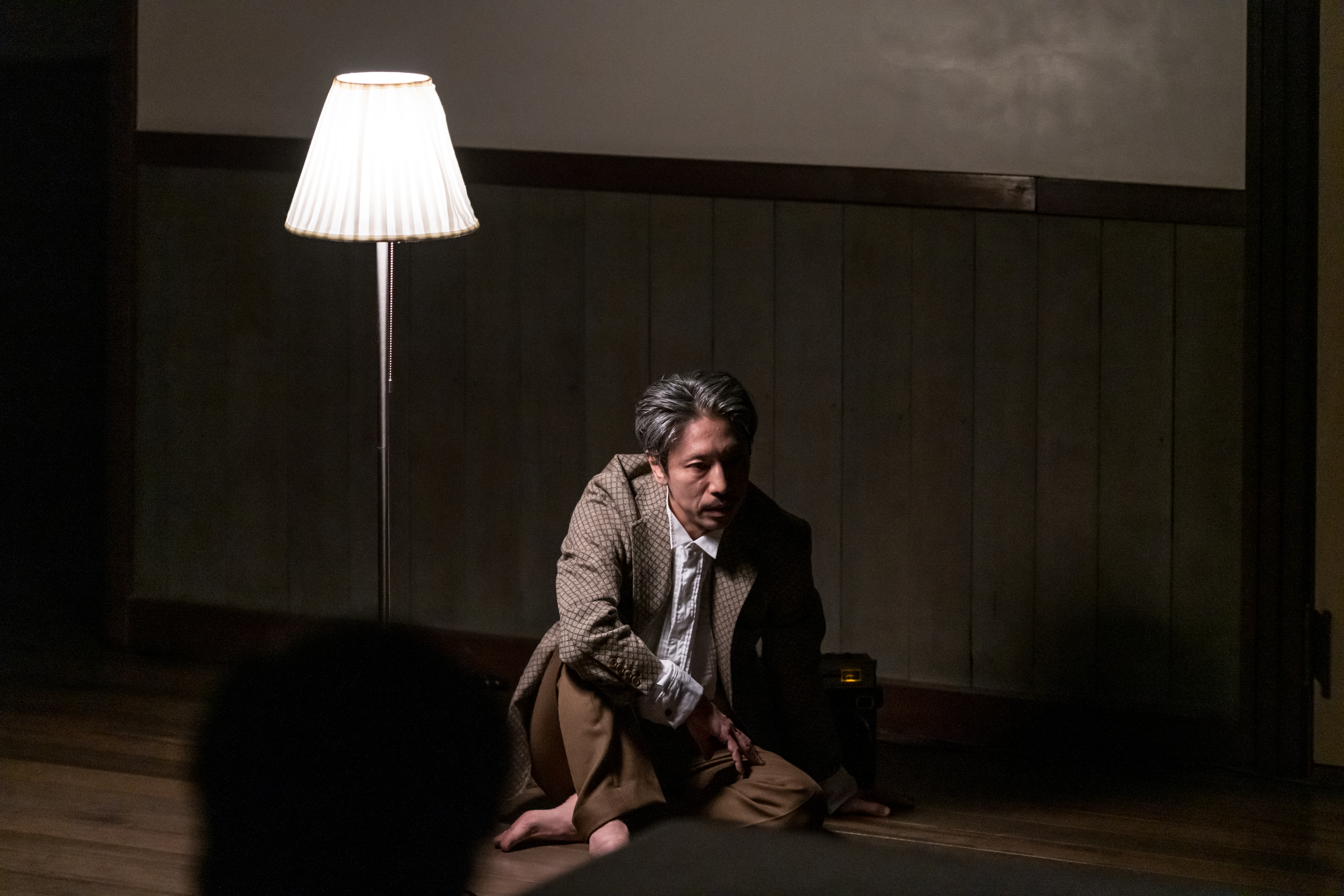 マッチョと亡霊_舞台写真