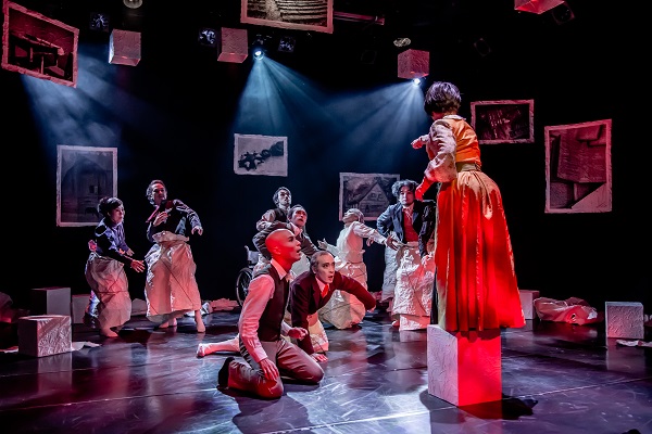 過妄女［かもめ］_舞台写真