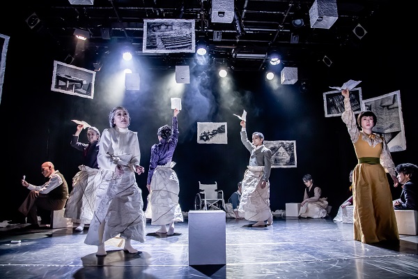 過妄女［かもめ］_舞台写真