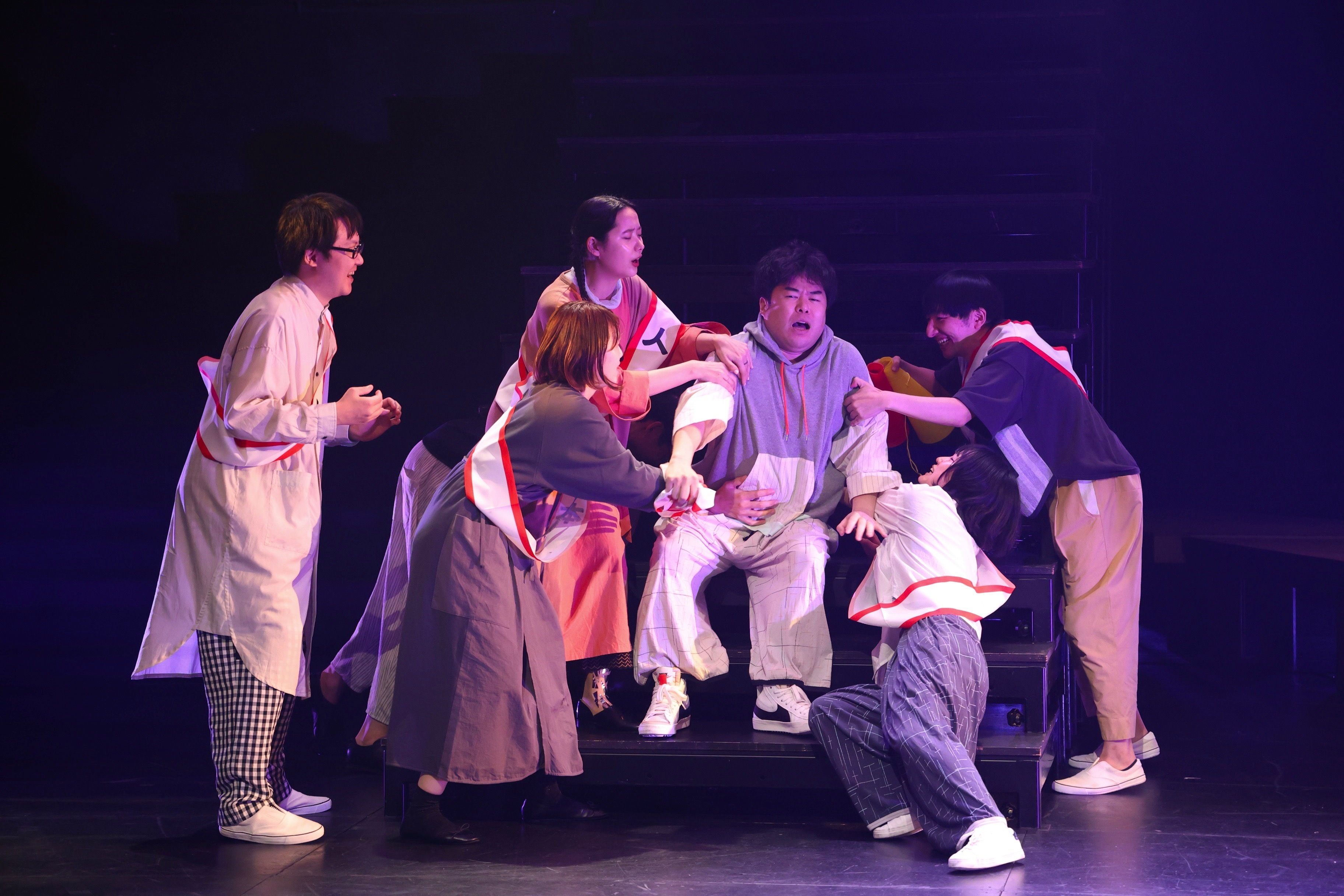 『カニカマの自己喪失』_舞台写真