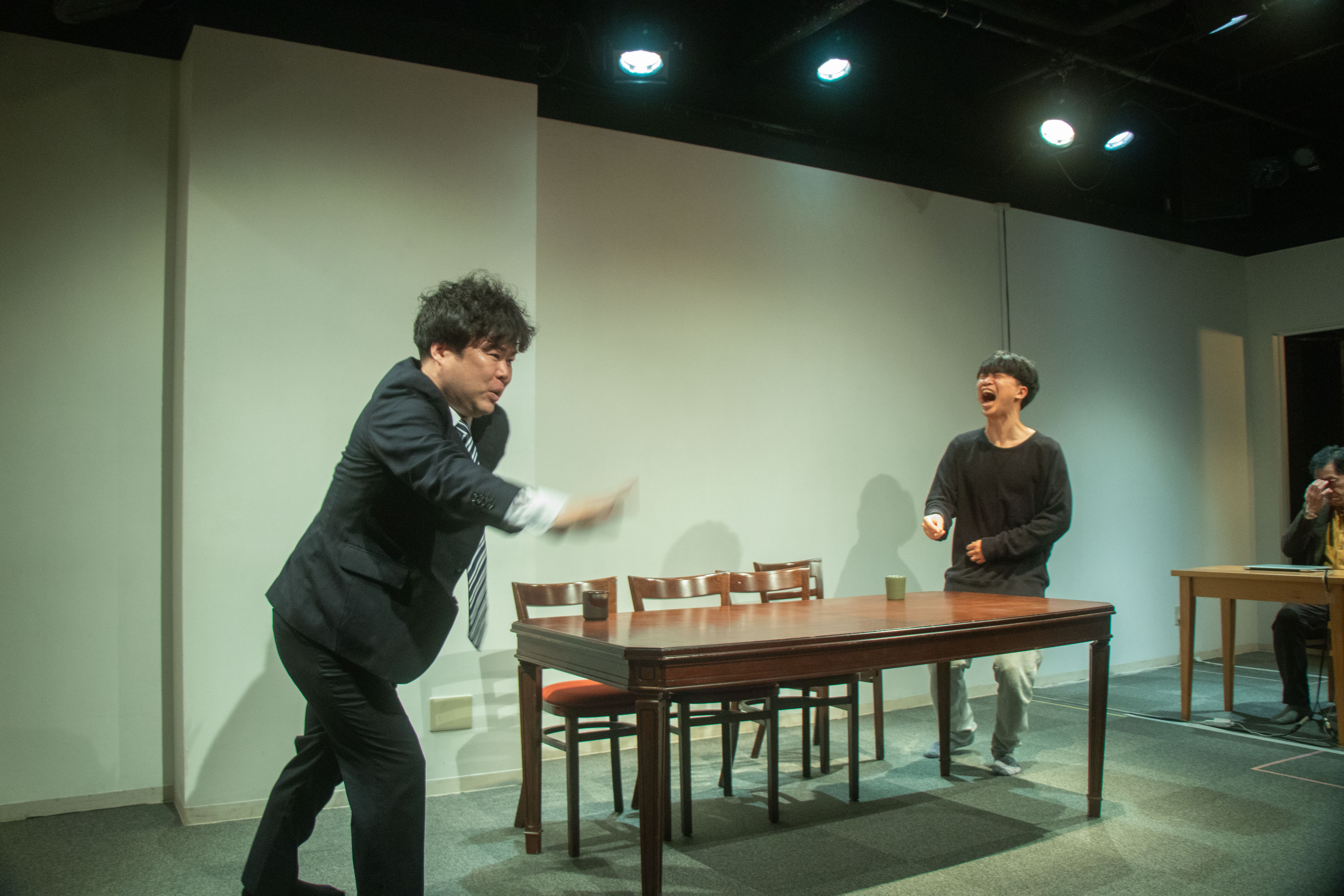 ほろびてRe:シリーズ『音埜淳の凄まじくボンヤリした人生』_舞台写真