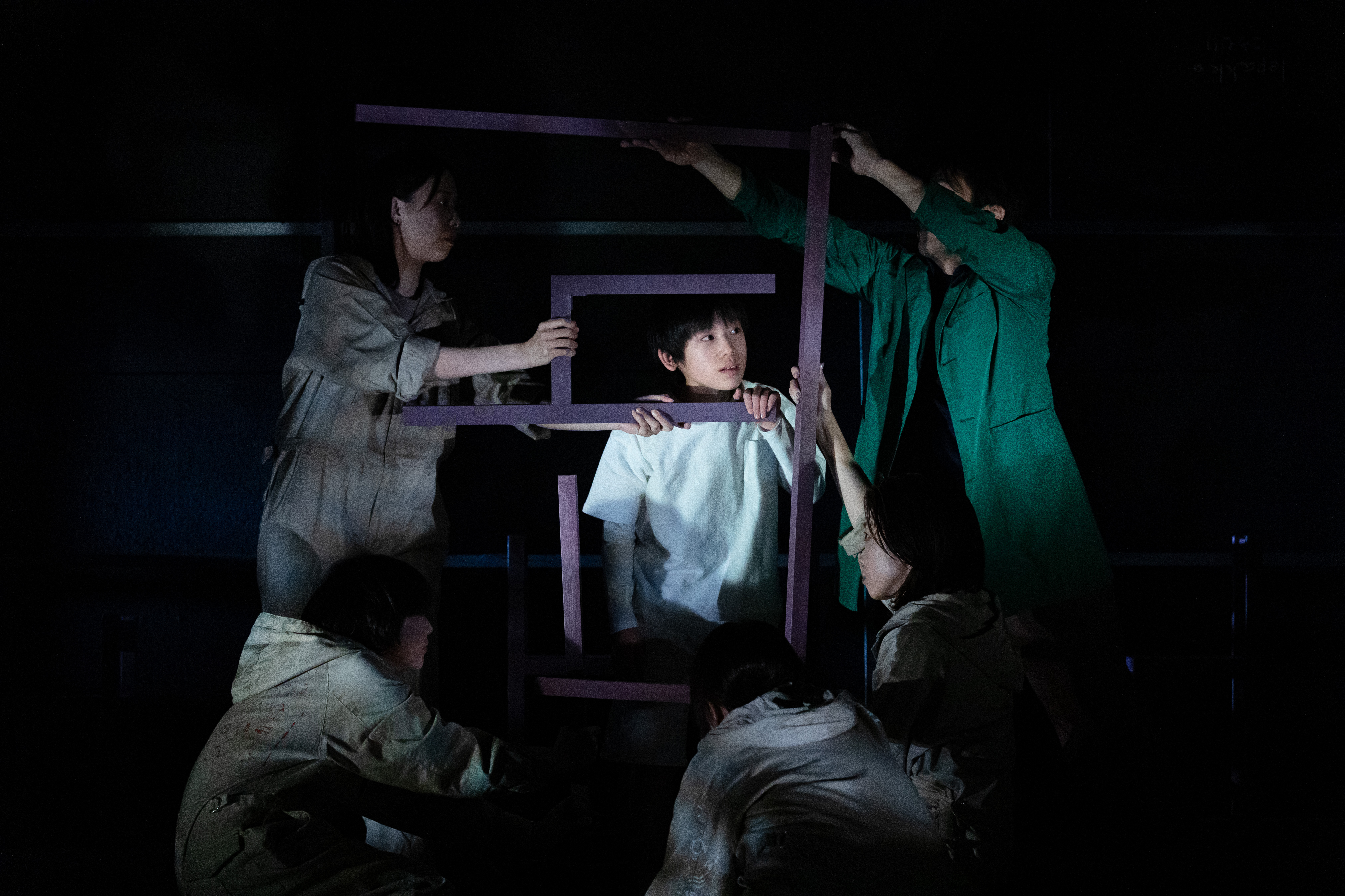 PLEASE PLEASE EVERYONE_舞台写真