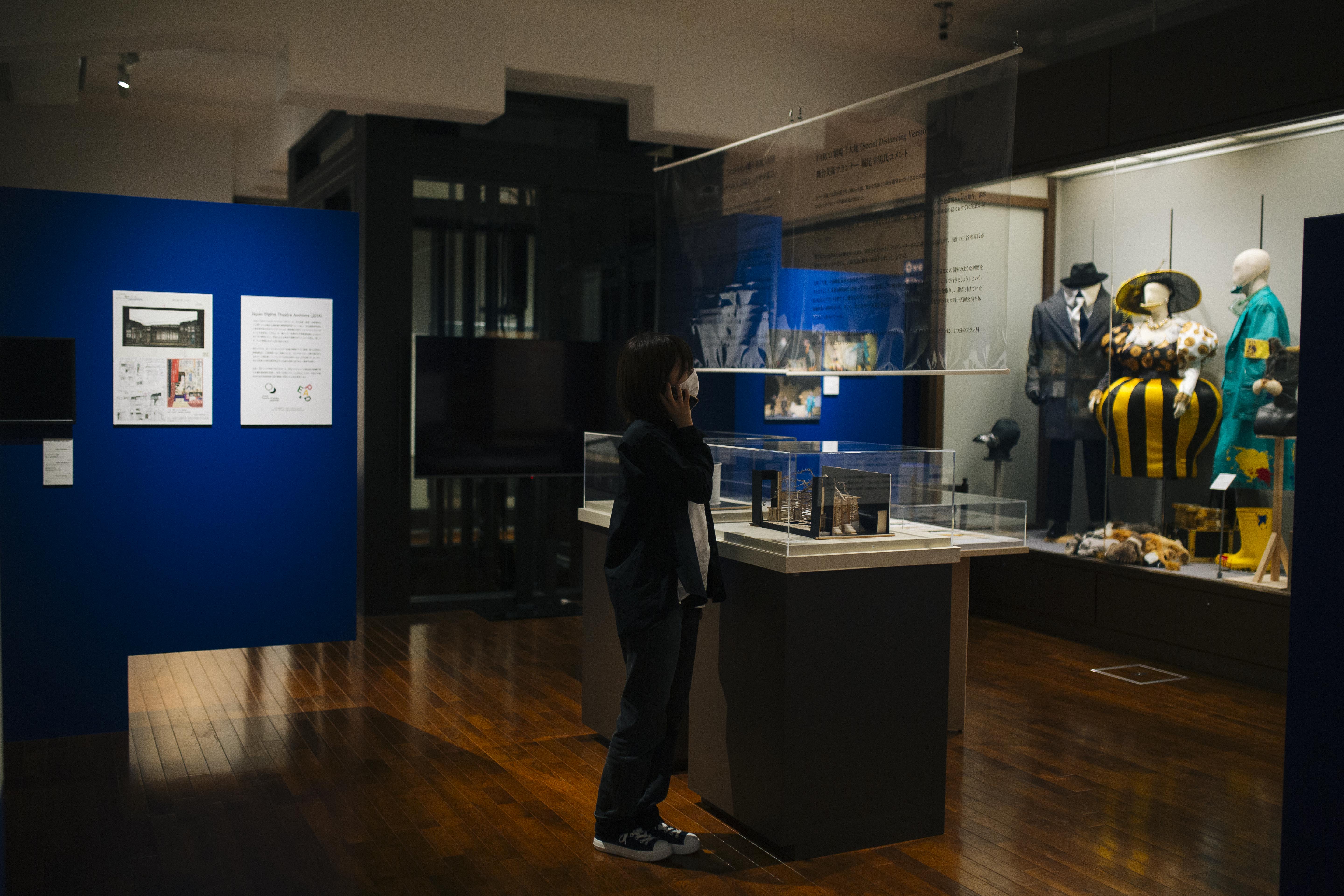 もしもし、わたしじゃないし_舞台写真