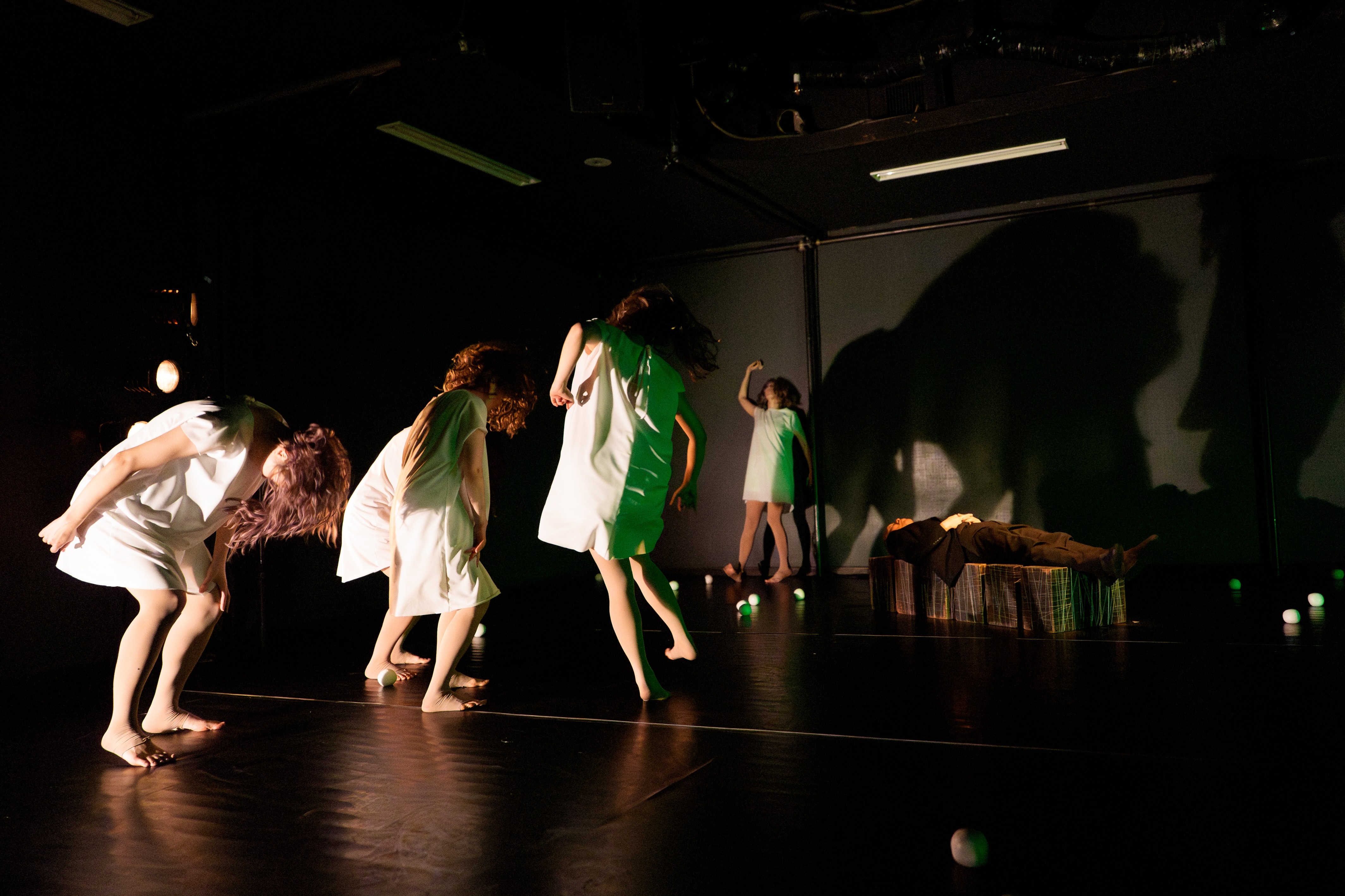 ANTIPIOL_舞台写真