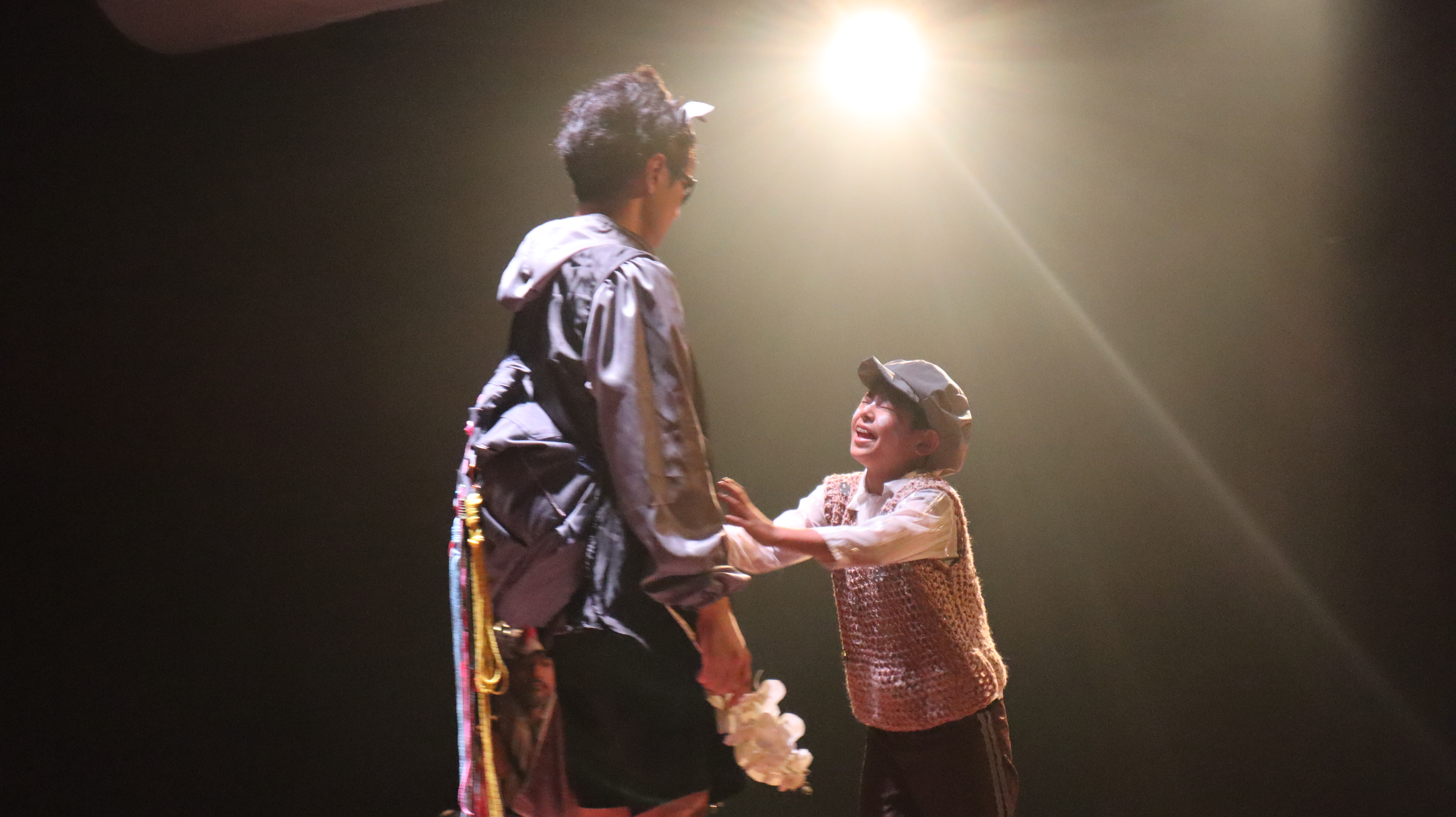 コレオグラフィモンタージュ「MOMOTARO」_舞台写真