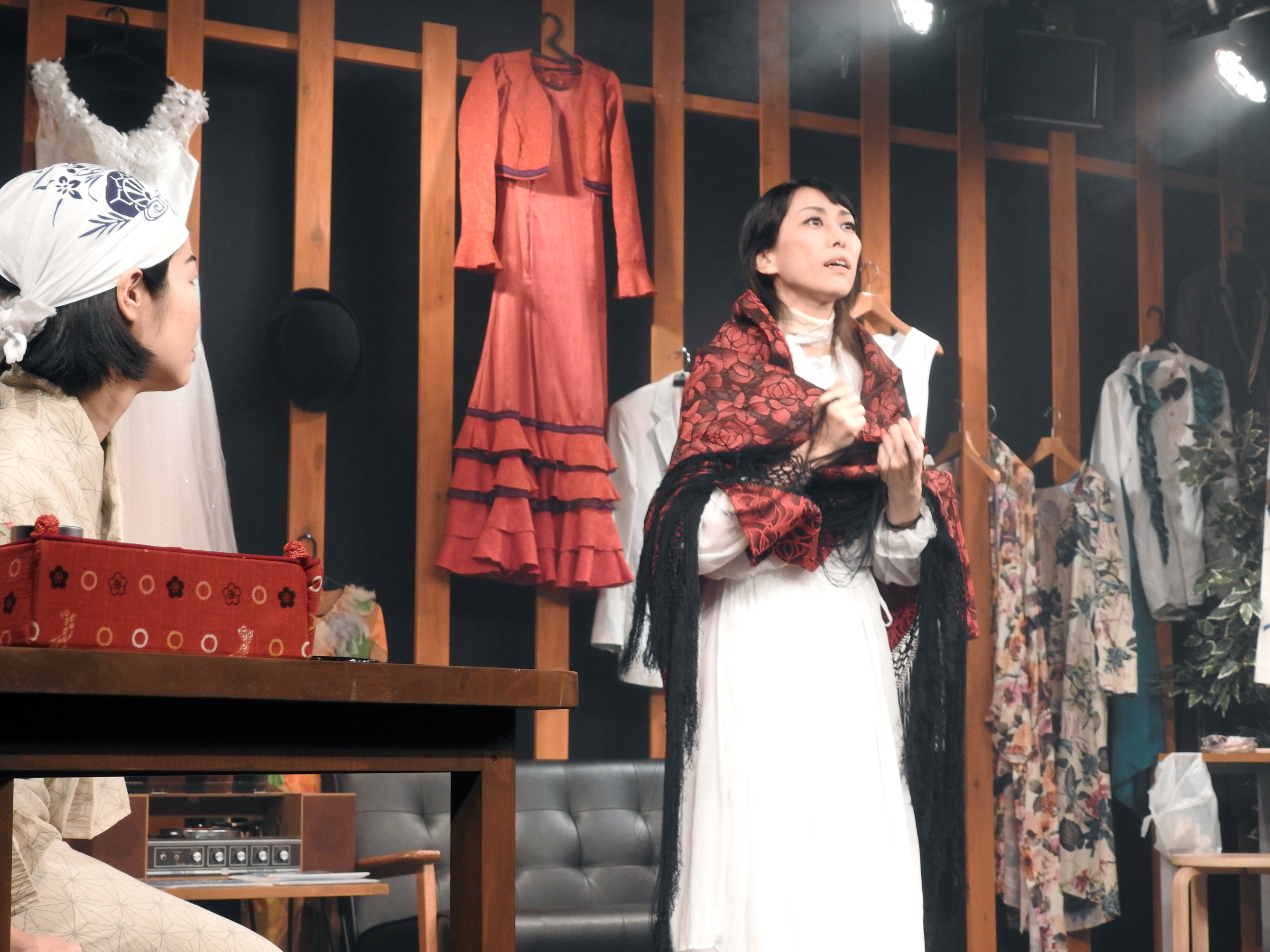 楽屋～流れ去るものはやがてなつかしき～_舞台写真