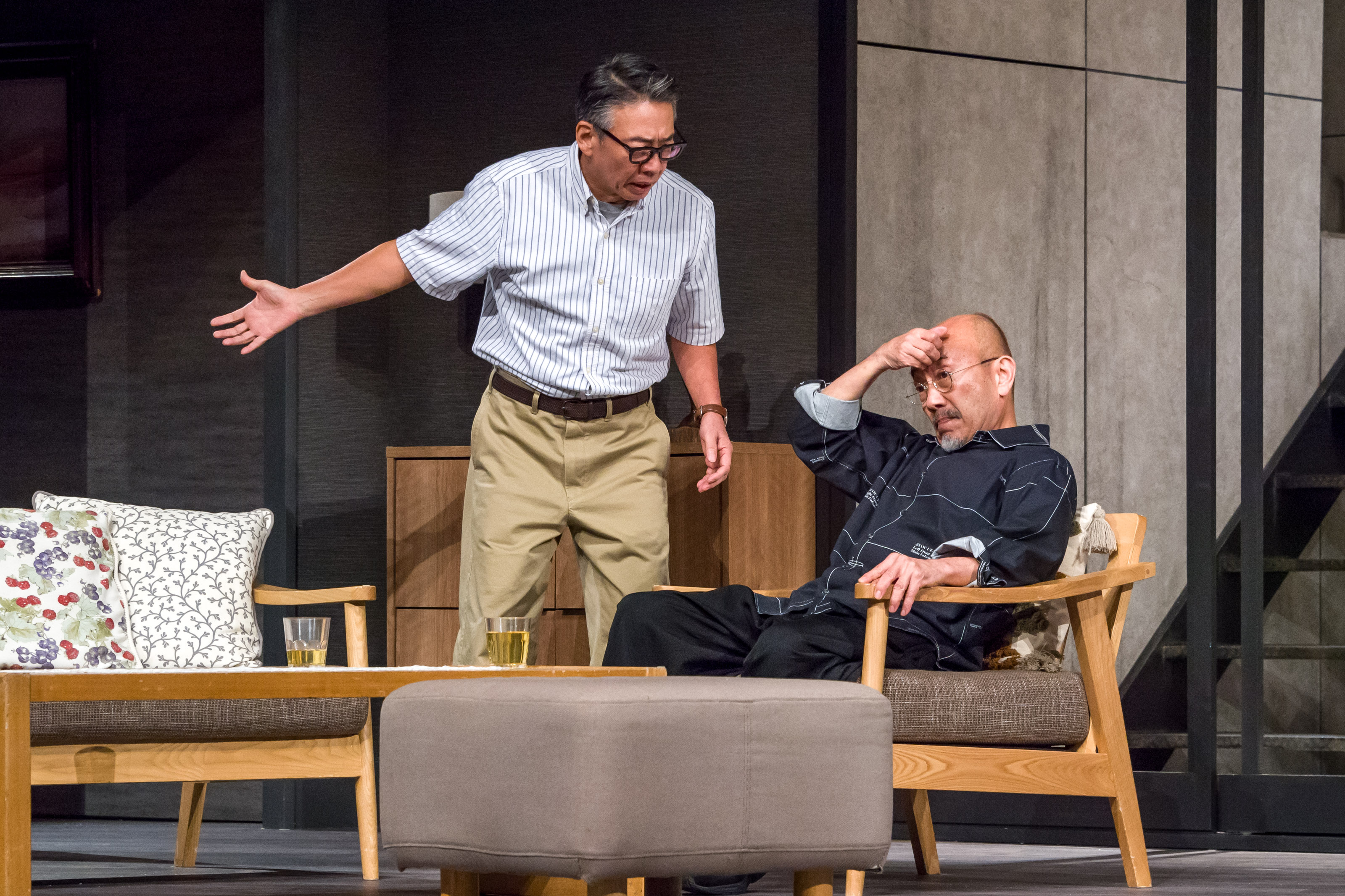 マイクロバスと安定_舞台写真