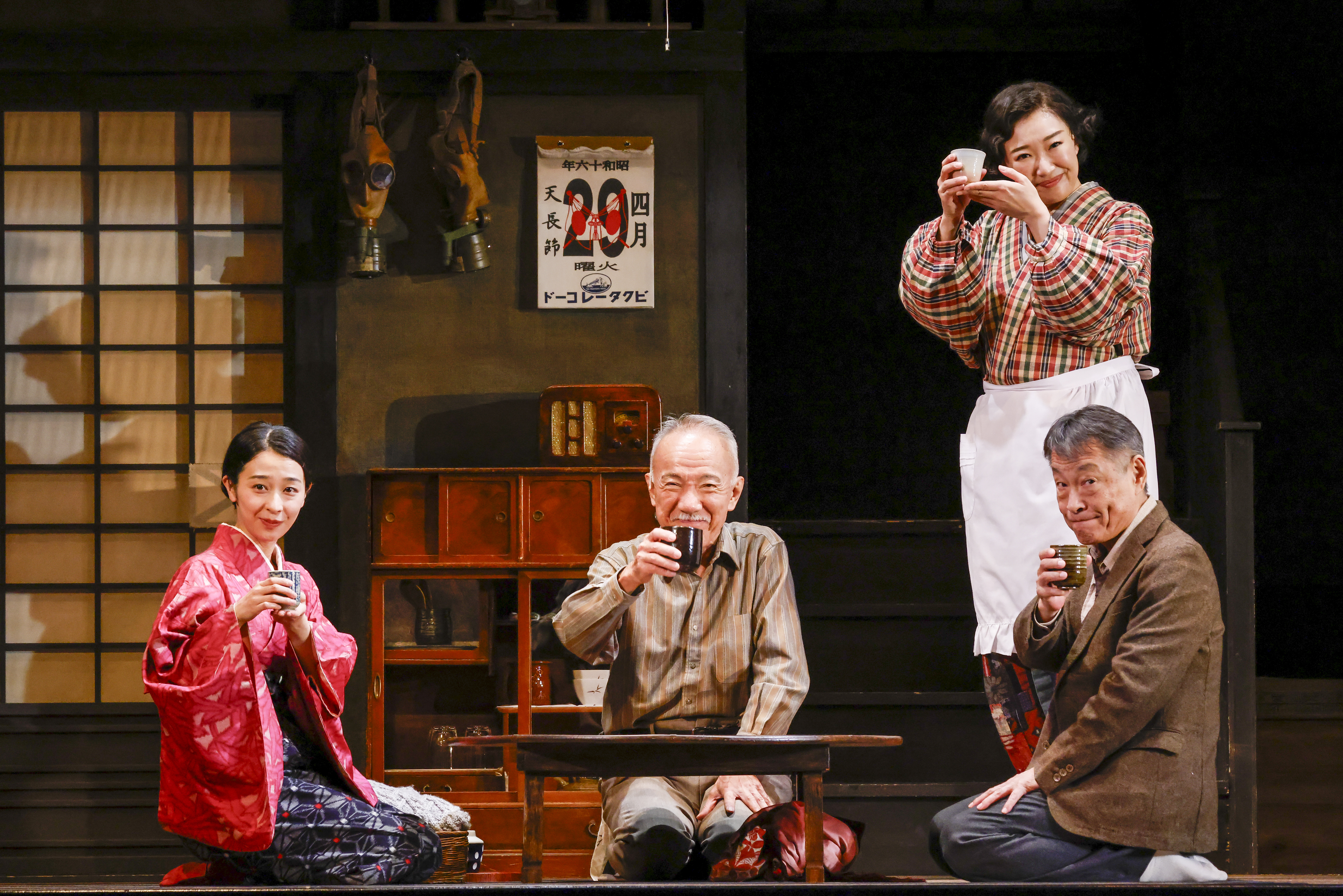 こまつ座第155回公演『きらめく星座』_舞台写真