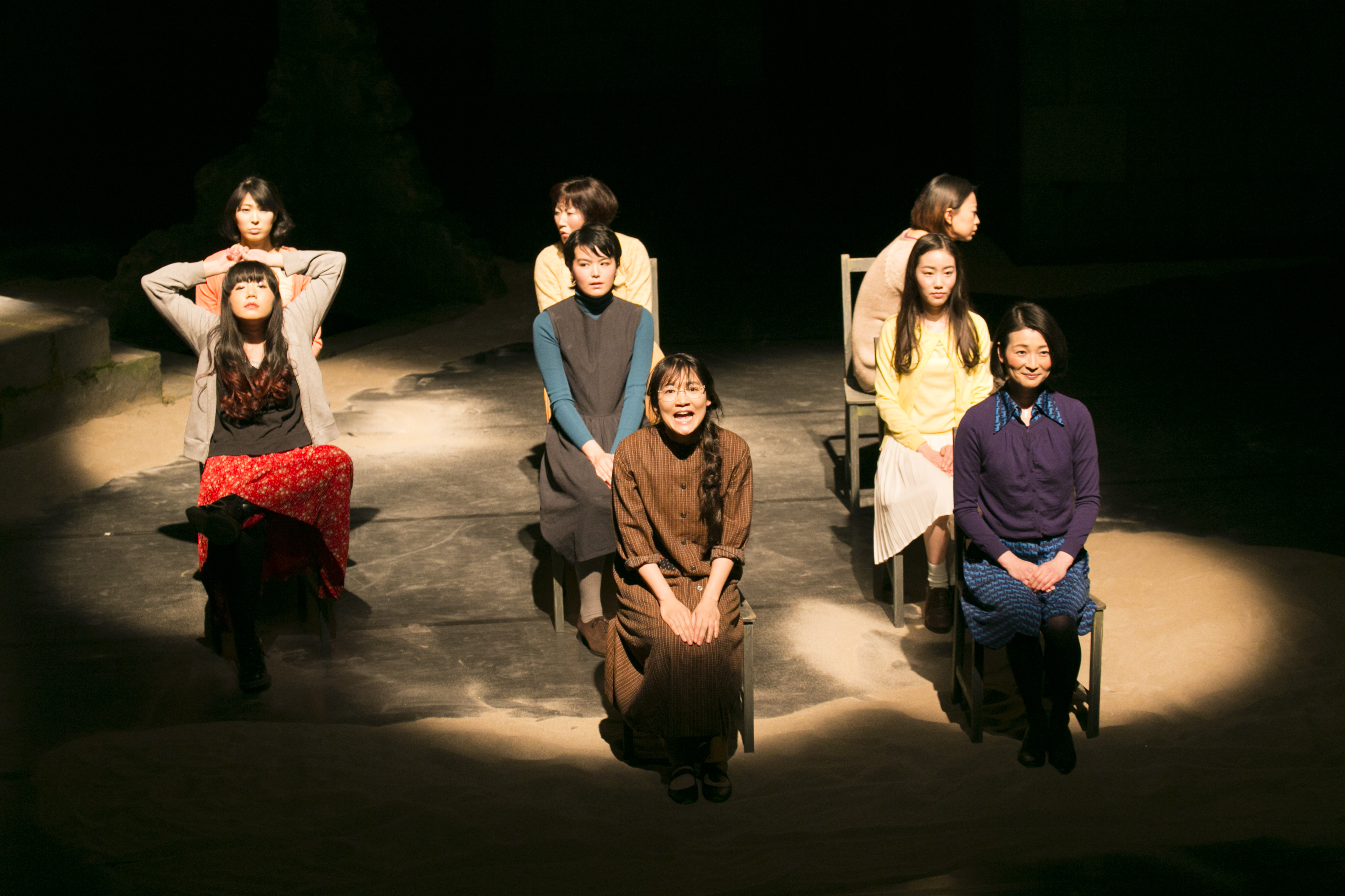 シアタートラム ネクスト・ジェネレーションvol.7 趣向 『解体されゆくアントニン・レーモンド建築 旧体育館の話』_舞台写真