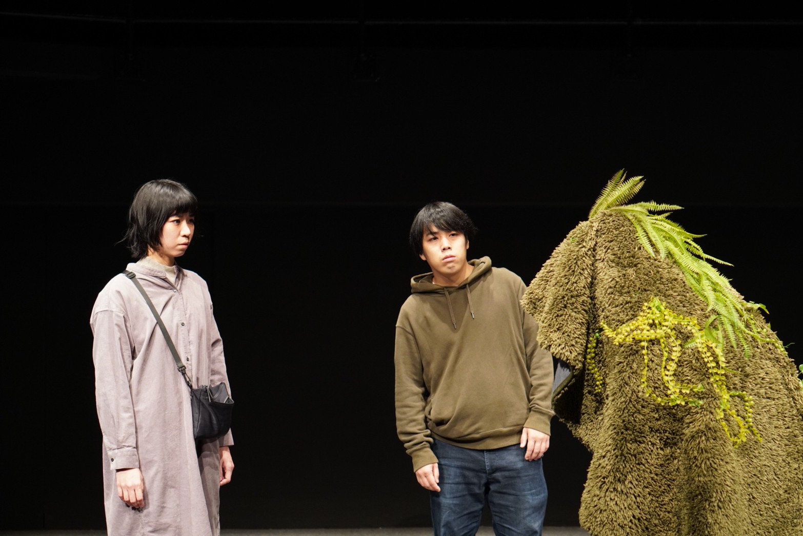 回る顔_舞台写真