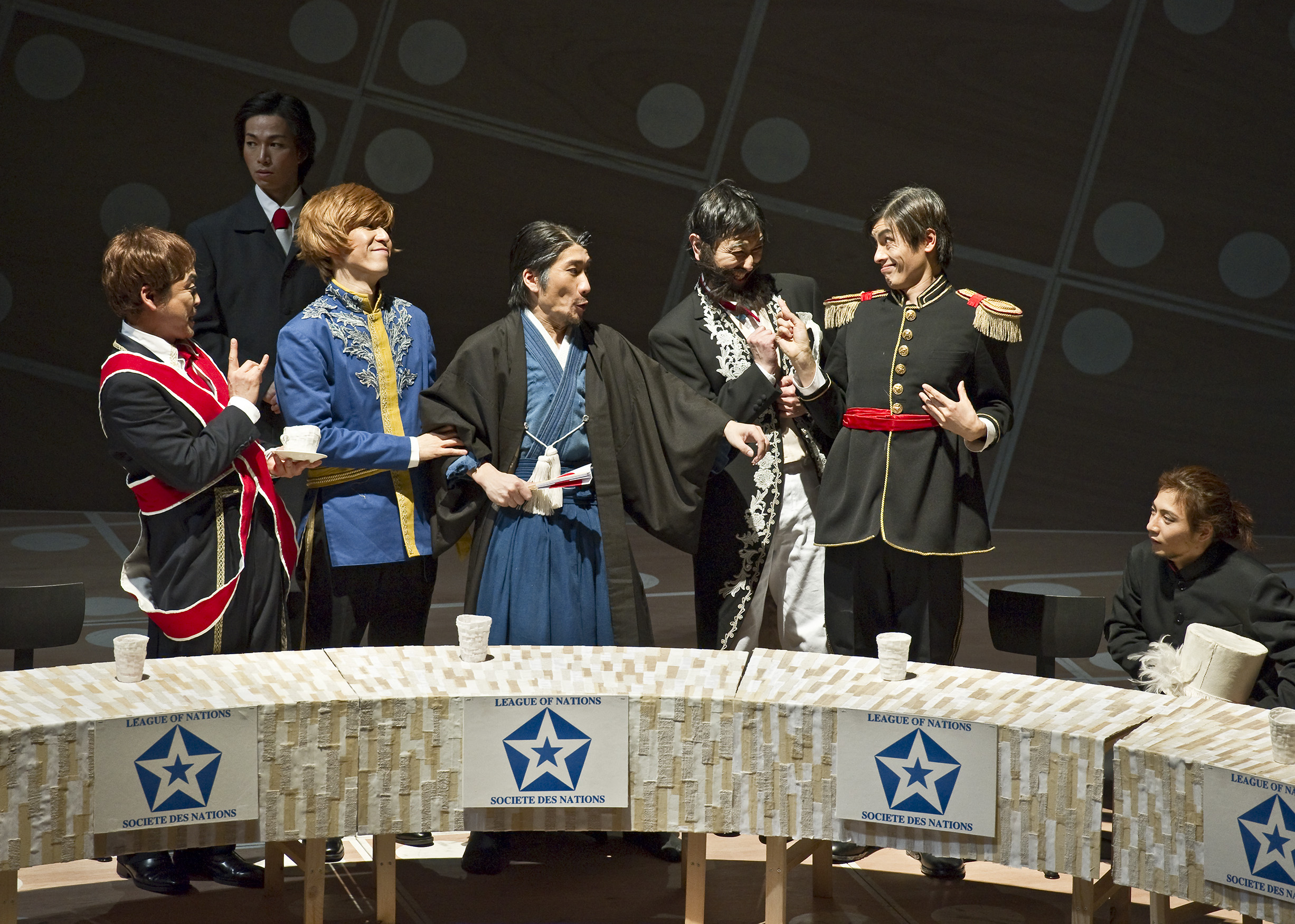ペール・ギュント（2010年版）_舞台写真