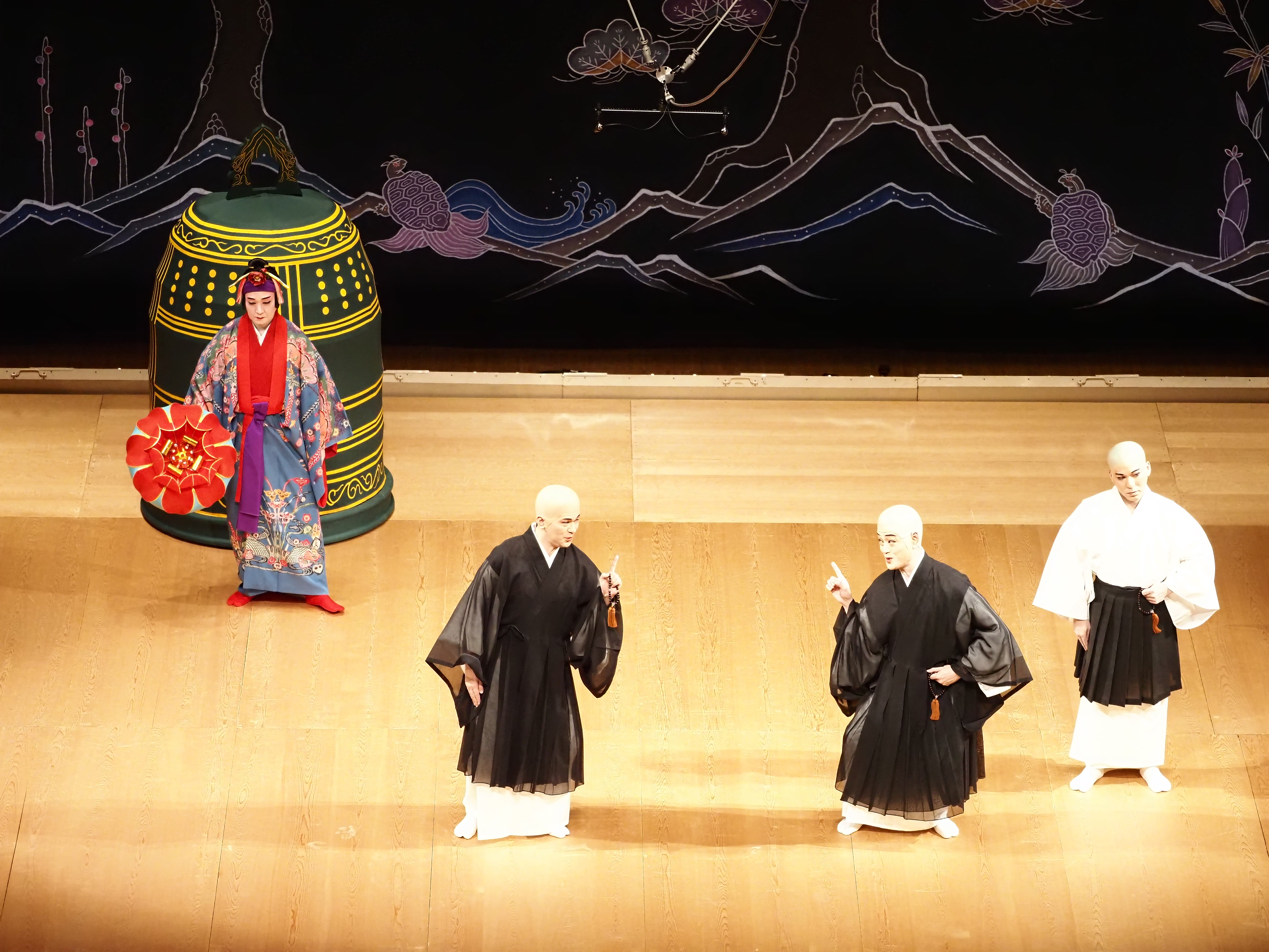 琉球楽劇の創始者　玉城朝薫が紡いだ歌舞_舞台写真