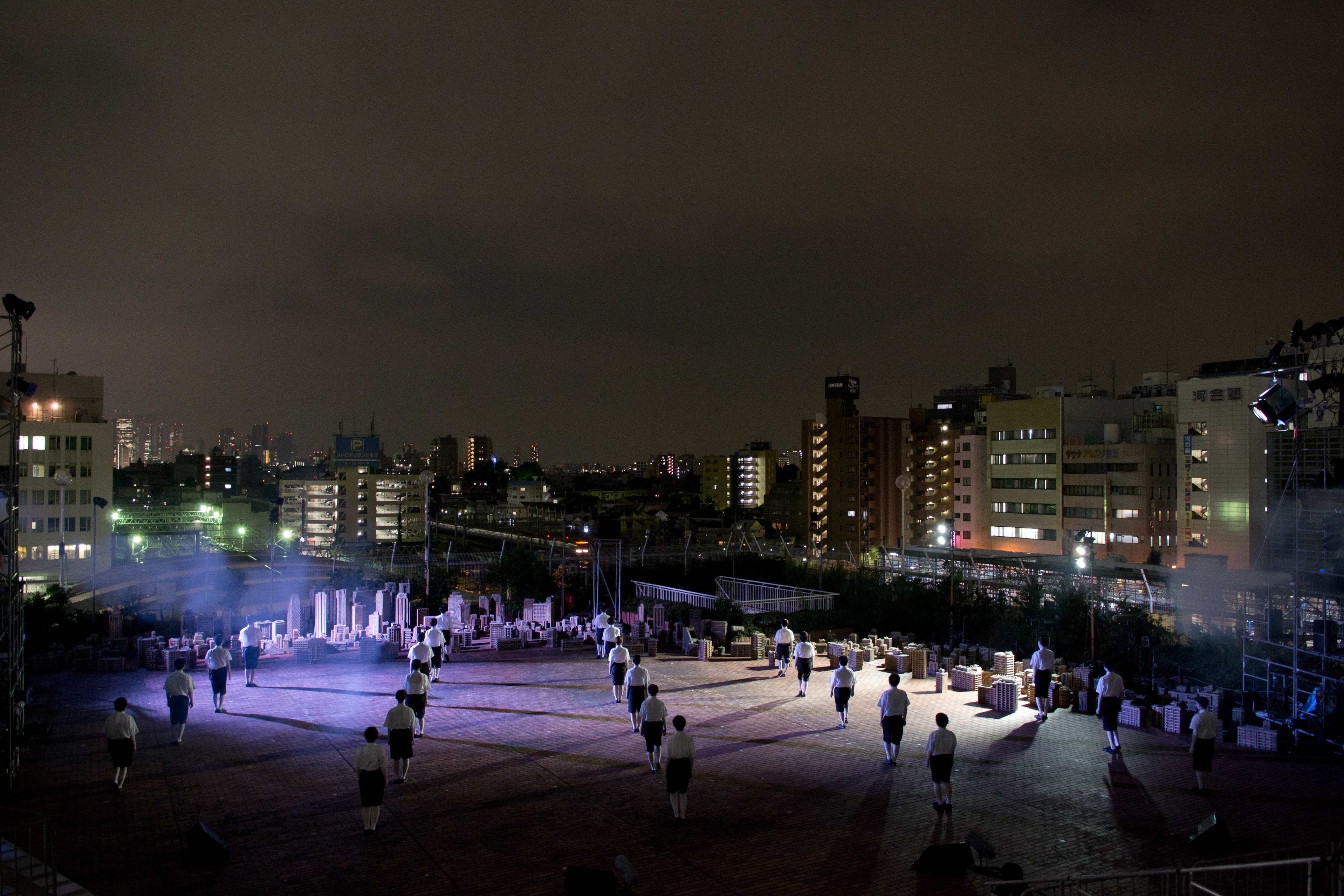 風景画・池袋_舞台写真