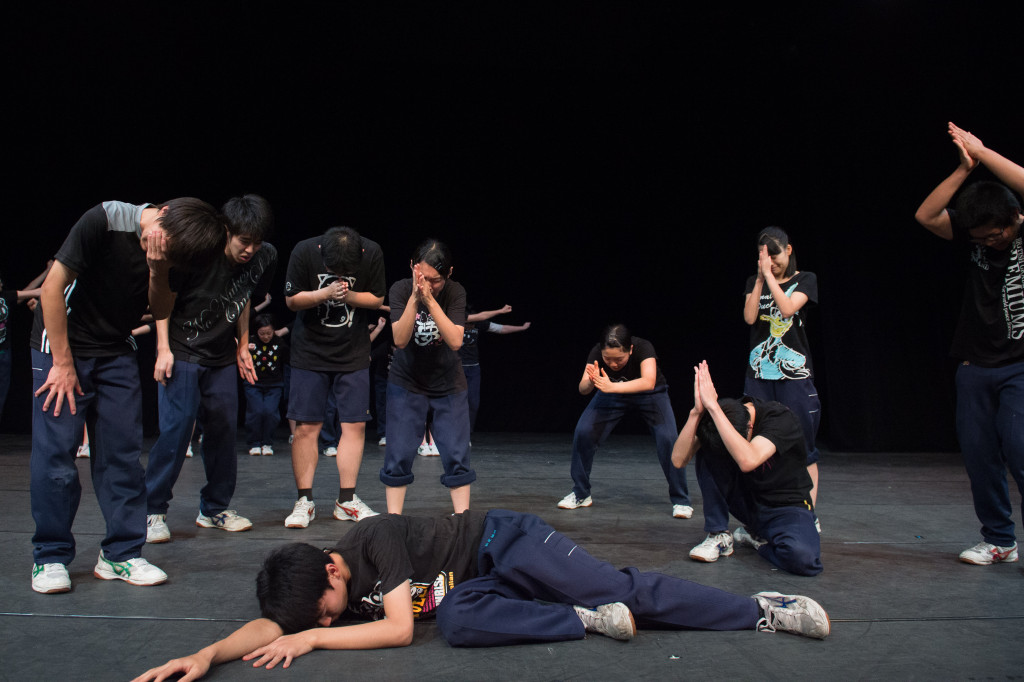 もしイタ～もし高校野球の女子マネージャーが青森の「イタコ」を呼んだら_舞台写真