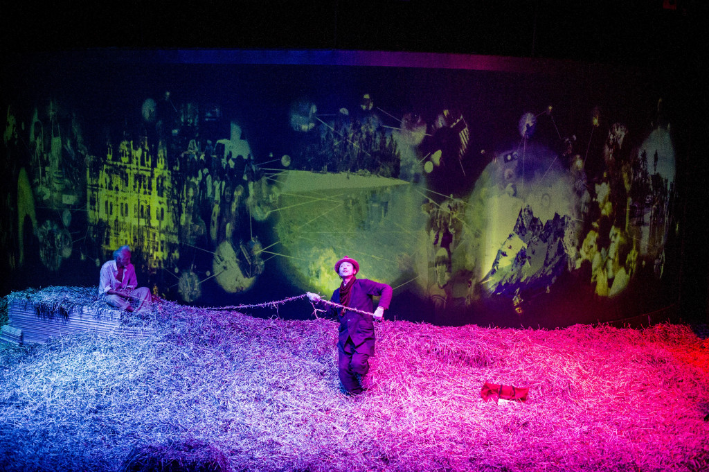 Node/砂漠の老人_舞台写真