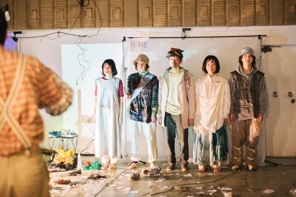 トーキョー・グッドモーニング_舞台写真