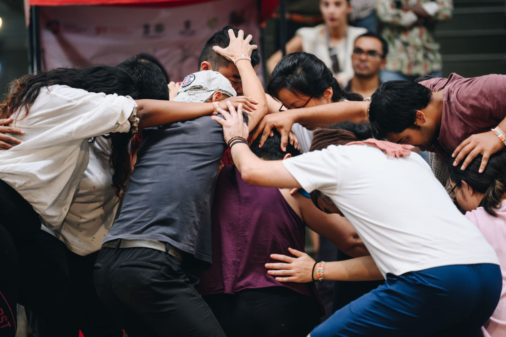 Super Stranger_舞台写真