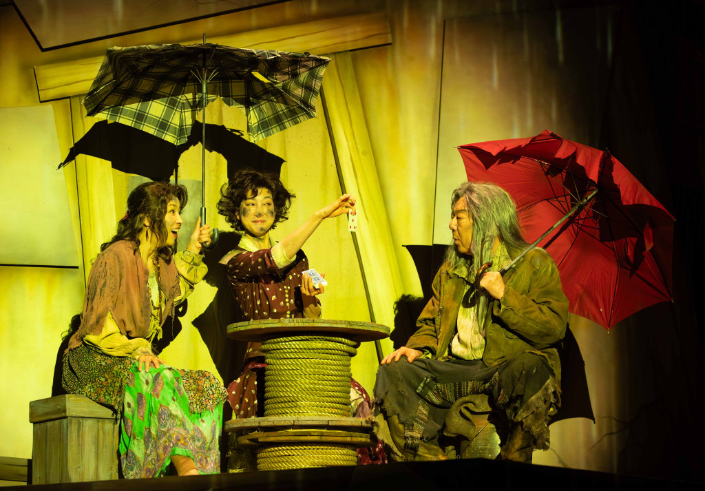 ケムリ研究室no.4「ベイジルタウンの女神」_舞台写真