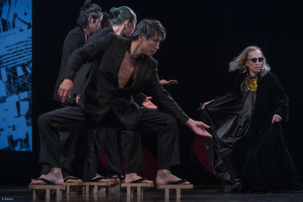 ポスト舞踏派『魔笛』_舞台写真