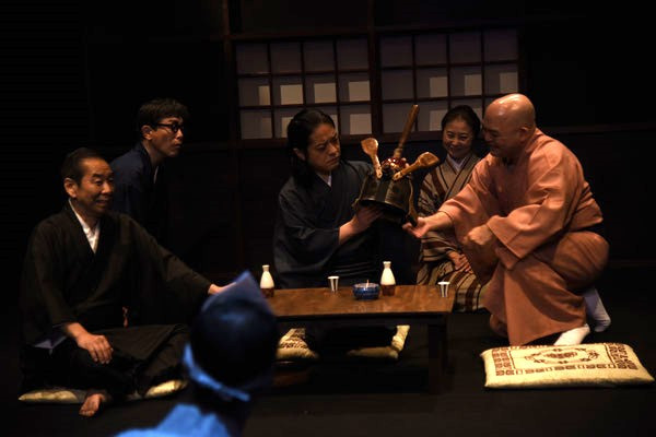 狂人よ、何処へ～俳諧亭句楽ノ生ト死～_舞台写真