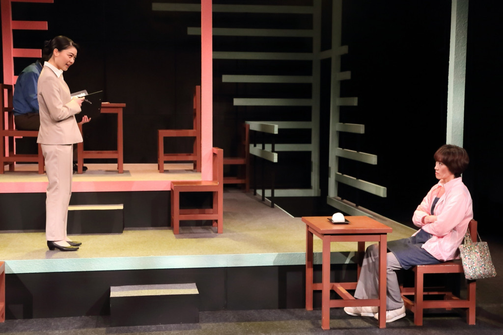 ジレンマジレンマ　ルーム：黒_舞台写真