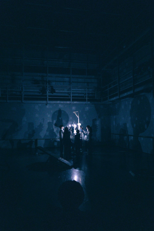 佐々木明音卒業研究公演 ディバイジングを考えるWS /発表公演「うまれたとき私たち初めて音を鳴らして声を上げた」_舞台写真