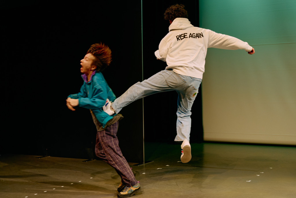 そして、ここからはミューズの街(『オフリミット』の改めたやつ)_舞台写真