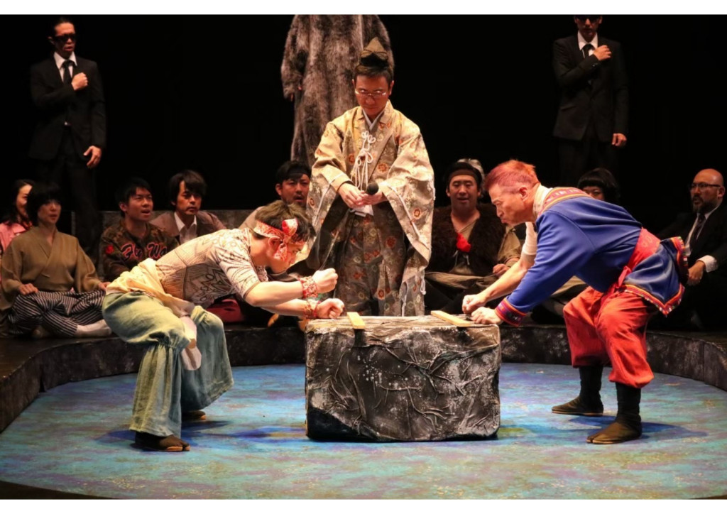 両面睨み節_舞台写真