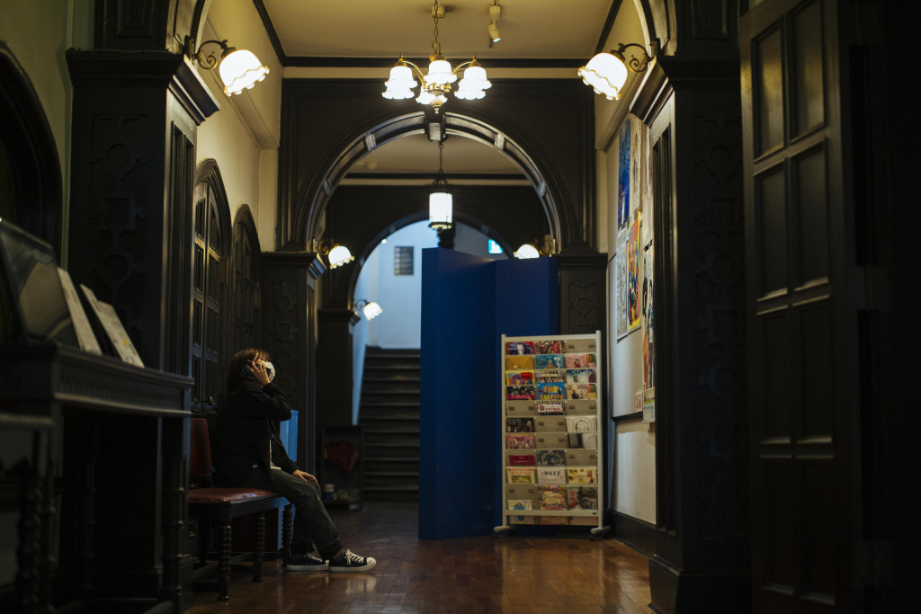 もしもし、わたしじゃないし_舞台写真