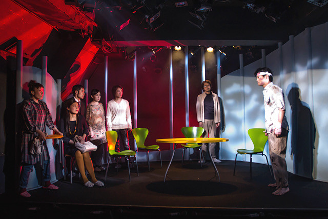 ツチプロ『カップで自分を量るがいい』_舞台写真