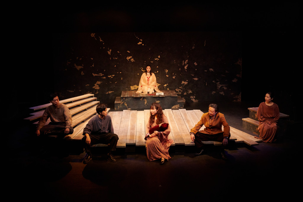 その犀はひとり行く_舞台写真