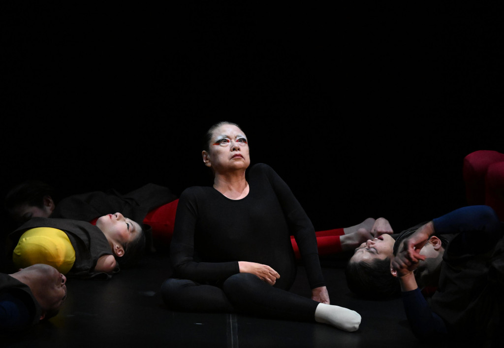 私たちはアフリカからやってきた_舞台写真