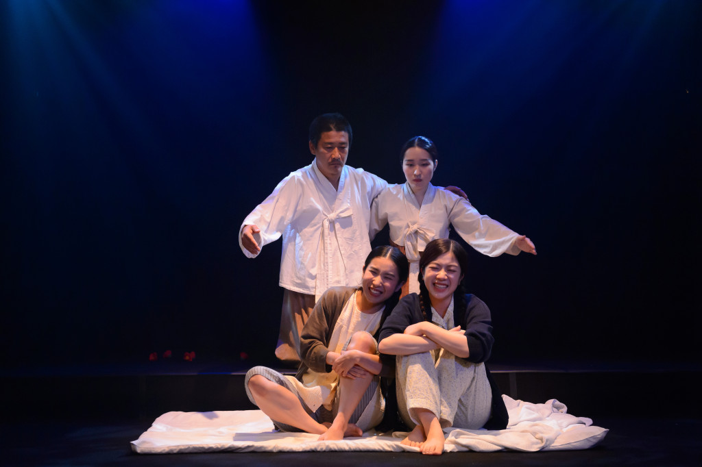 さいはての花のために_舞台写真