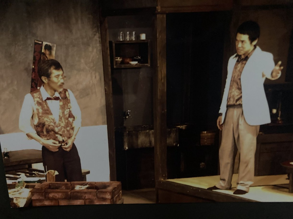 私はライト_舞台写真