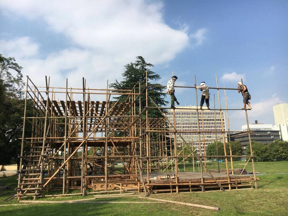 かしげ傘_舞台写真