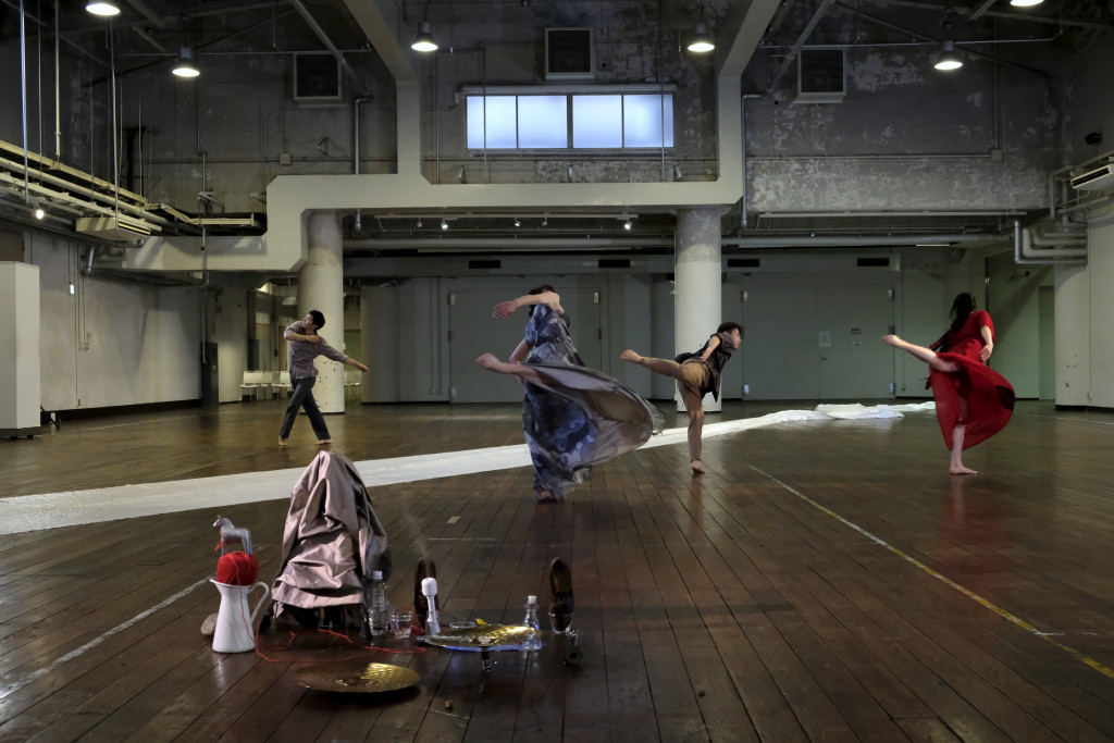 2022空そこはかとなく 刻々に_舞台写真
