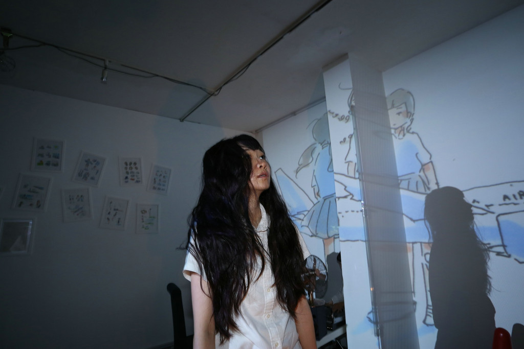 今日マチ子さん（漫画家）とジプシー_舞台写真