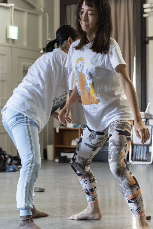 四人／思考／ダンス_舞台写真