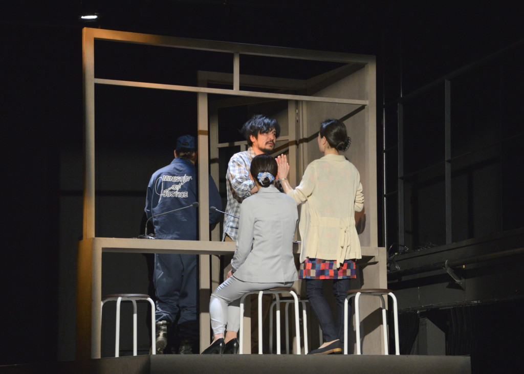 TRASHMASTERS vol.37 「入管収容所」_舞台写真