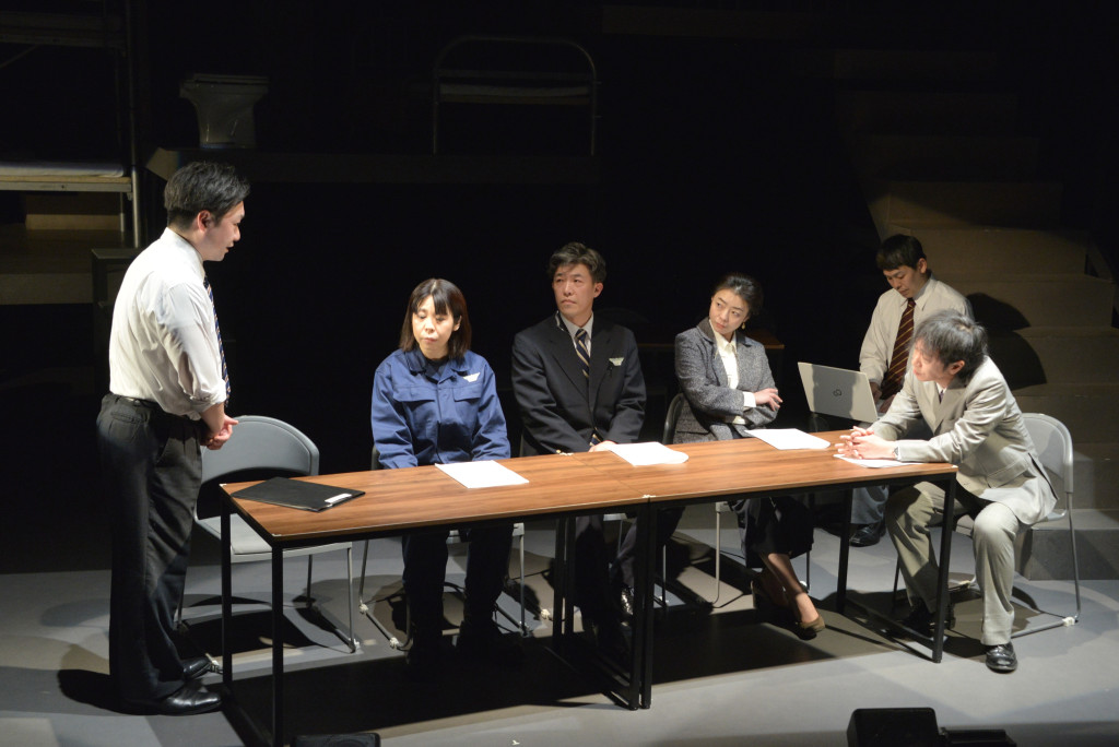 TRASHMASTERS vol.37 「入管収容所」_舞台写真