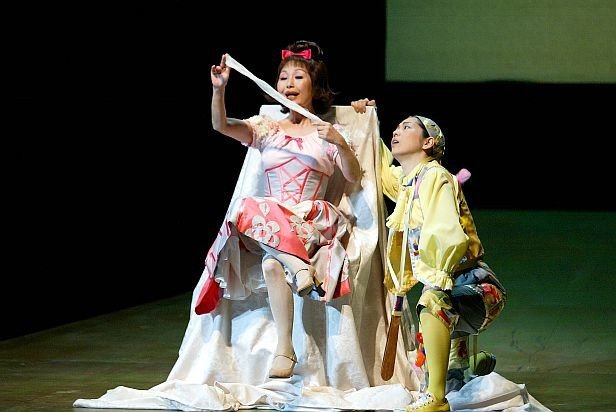 オペラ『フィガロの結婚 或いは狂おしき一日』赤組_舞台写真