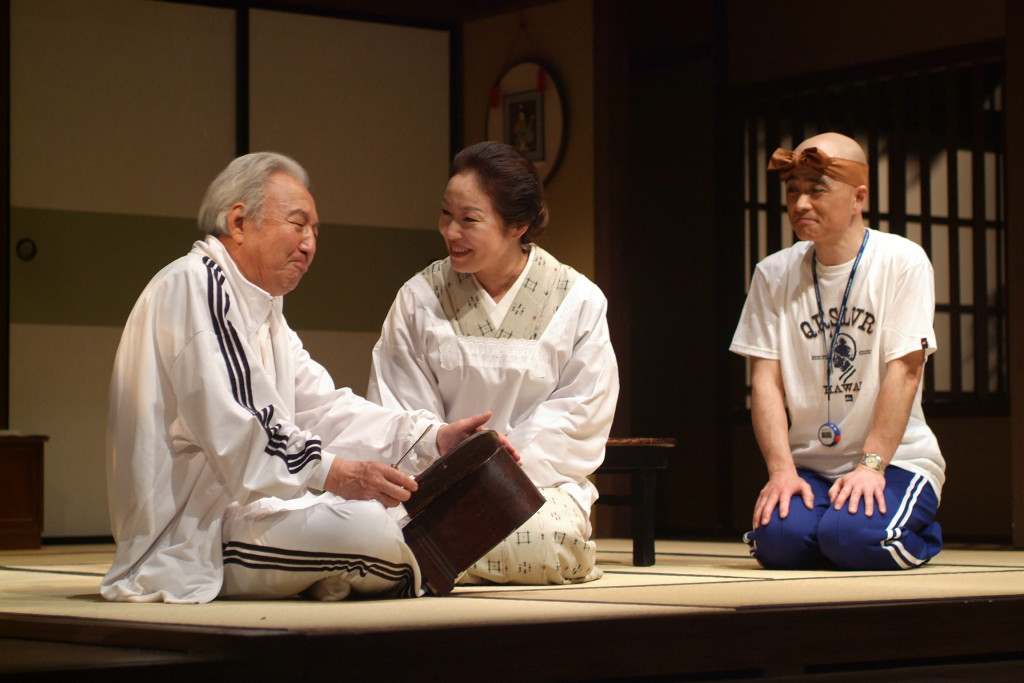 妻と社長と九ちゃん_舞台写真