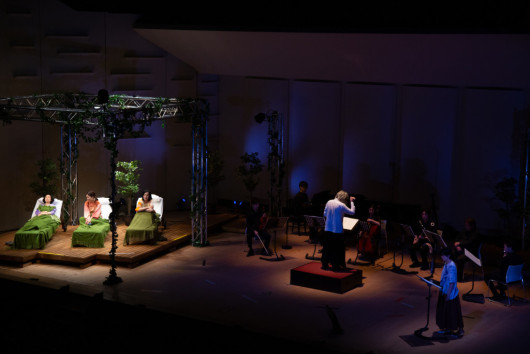 シアターオペラ『その星には音がない-時計仕掛けの宇宙-』_舞台写真